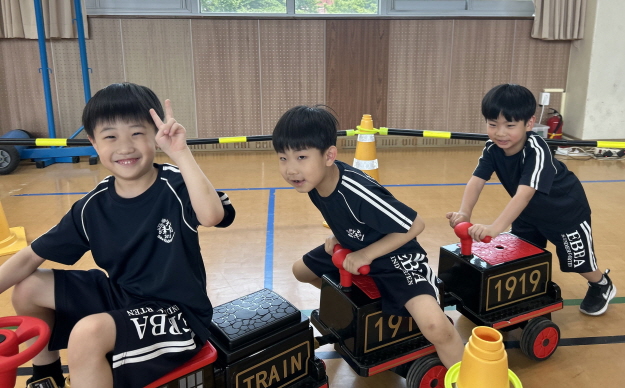 지산초등학교 견학